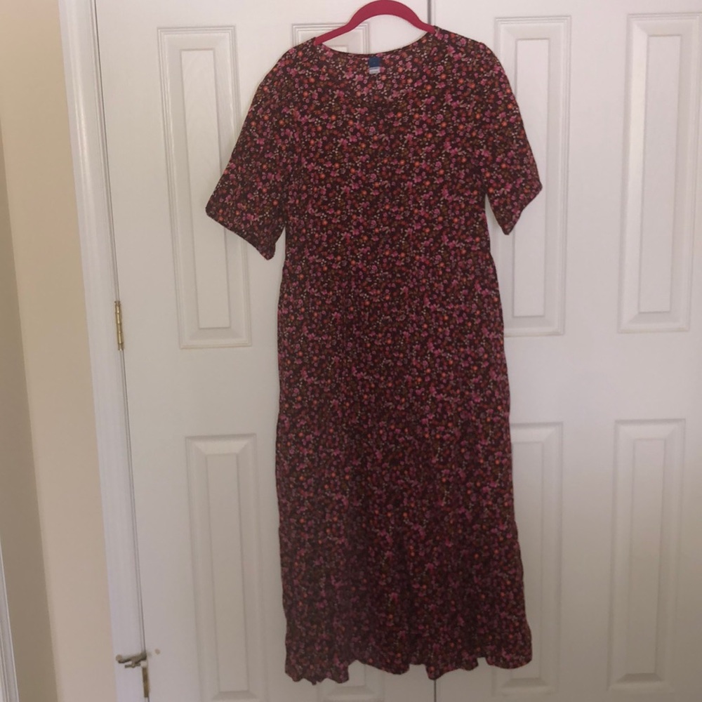 Old Navy Floral Print Maxi Dress; size Large; NWT